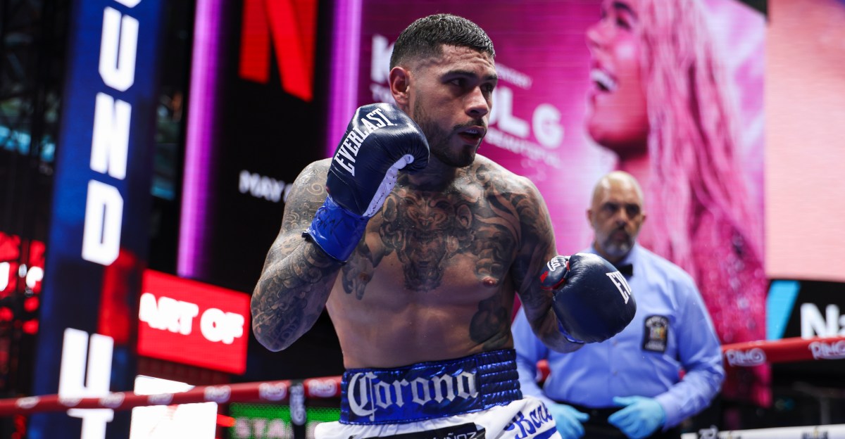 Arnold Barboza Jr faces Kenneth Sims Jr; Gabriela Fundora, Oscar Collazo on undercard