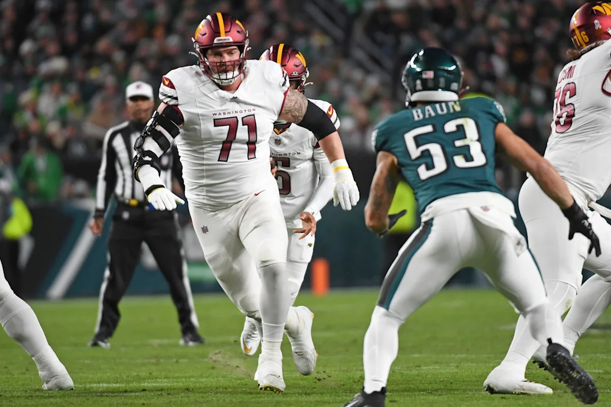 Commanders re-sign veteran offensive lineman to two-year deal