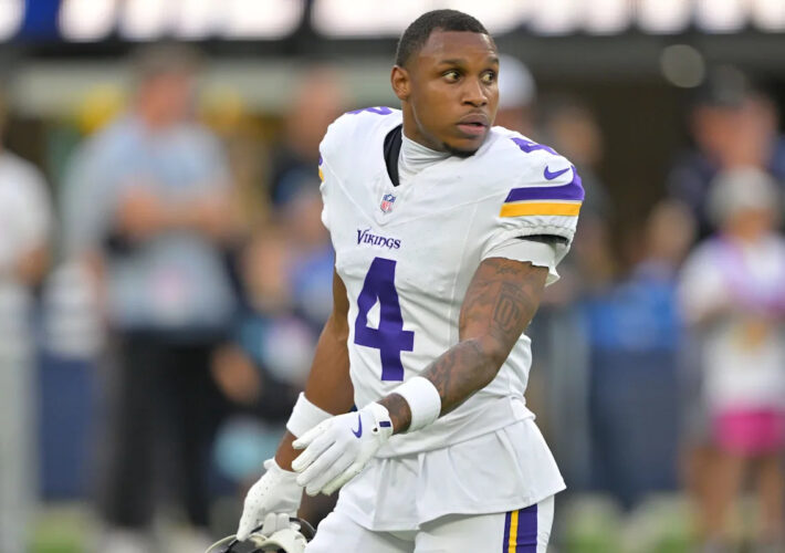 ESPN issues apology after backlash from Rondale Moore mistake