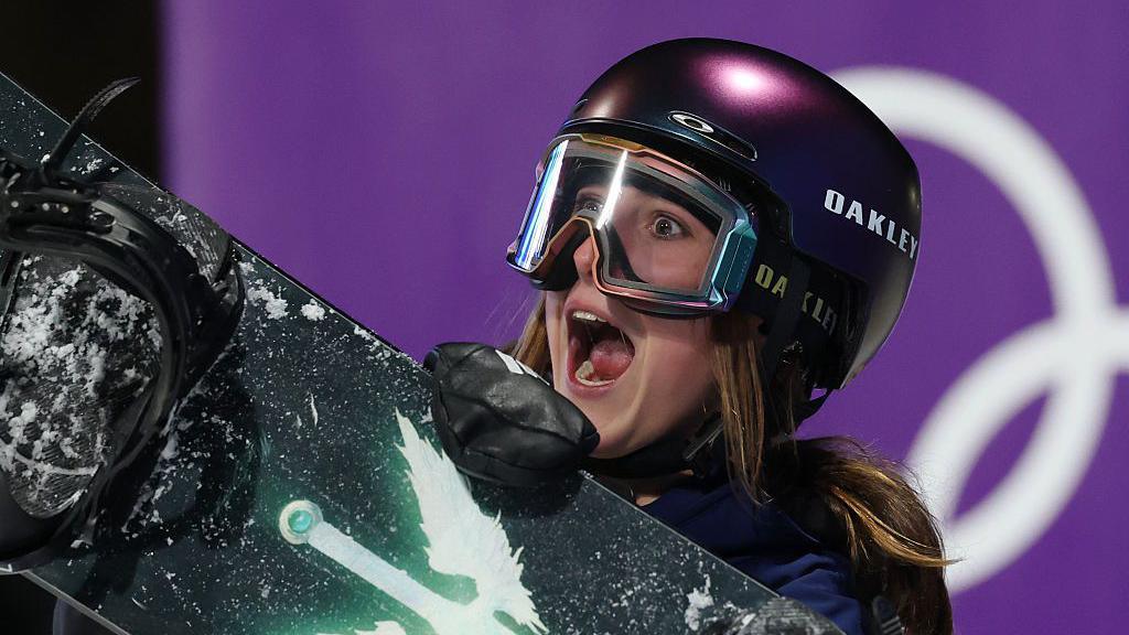GB snowboard star Brookes into big air final