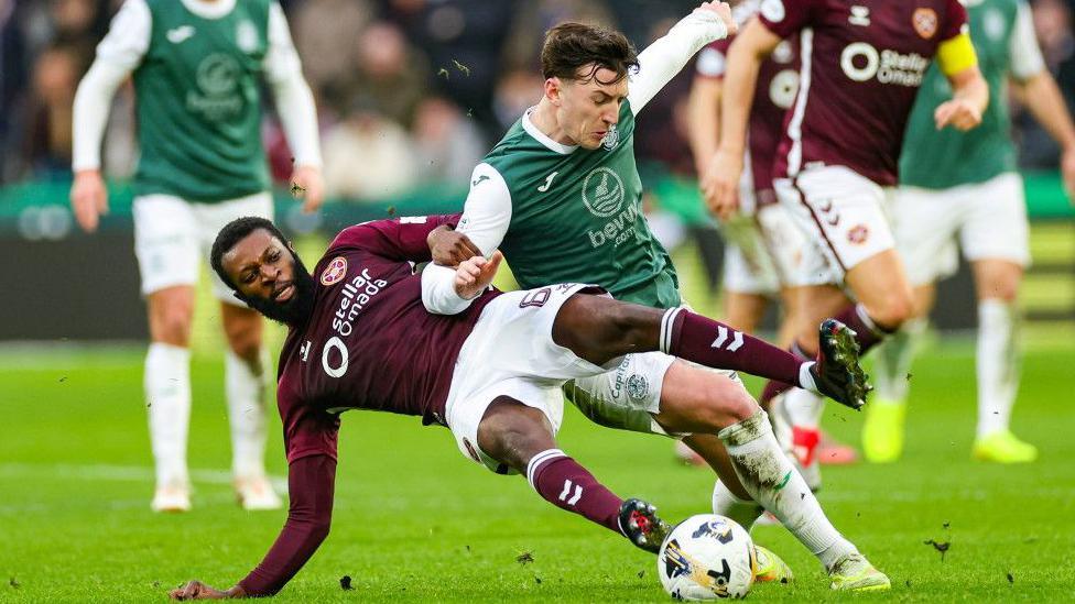 Hearts v Hibs: Challenging derby start to leaders' '13 cup finals'