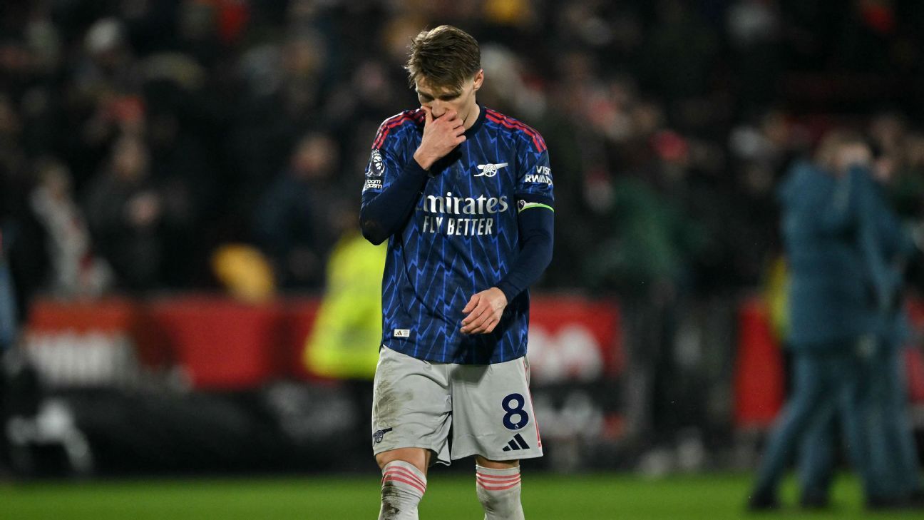 It was Arsenal's turn to respond in the title race. Instead, flawed display invigorates Man City