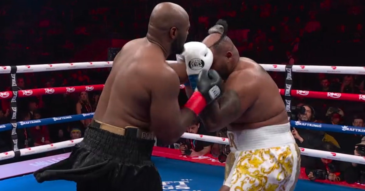 Jarrell Miller’s wig got knocked off during fight with Kingsley Ibeh