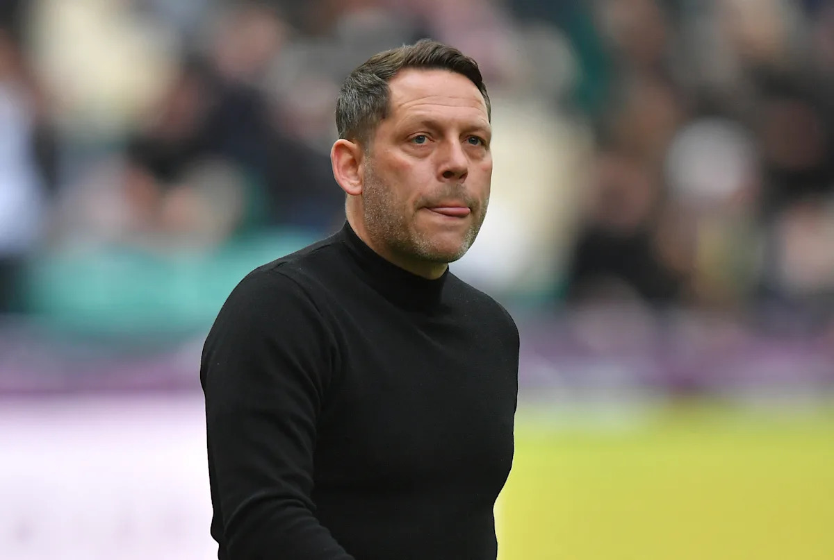 Leam Richardson Criticises Reading’s ‘Below Standard’ Dons Showing