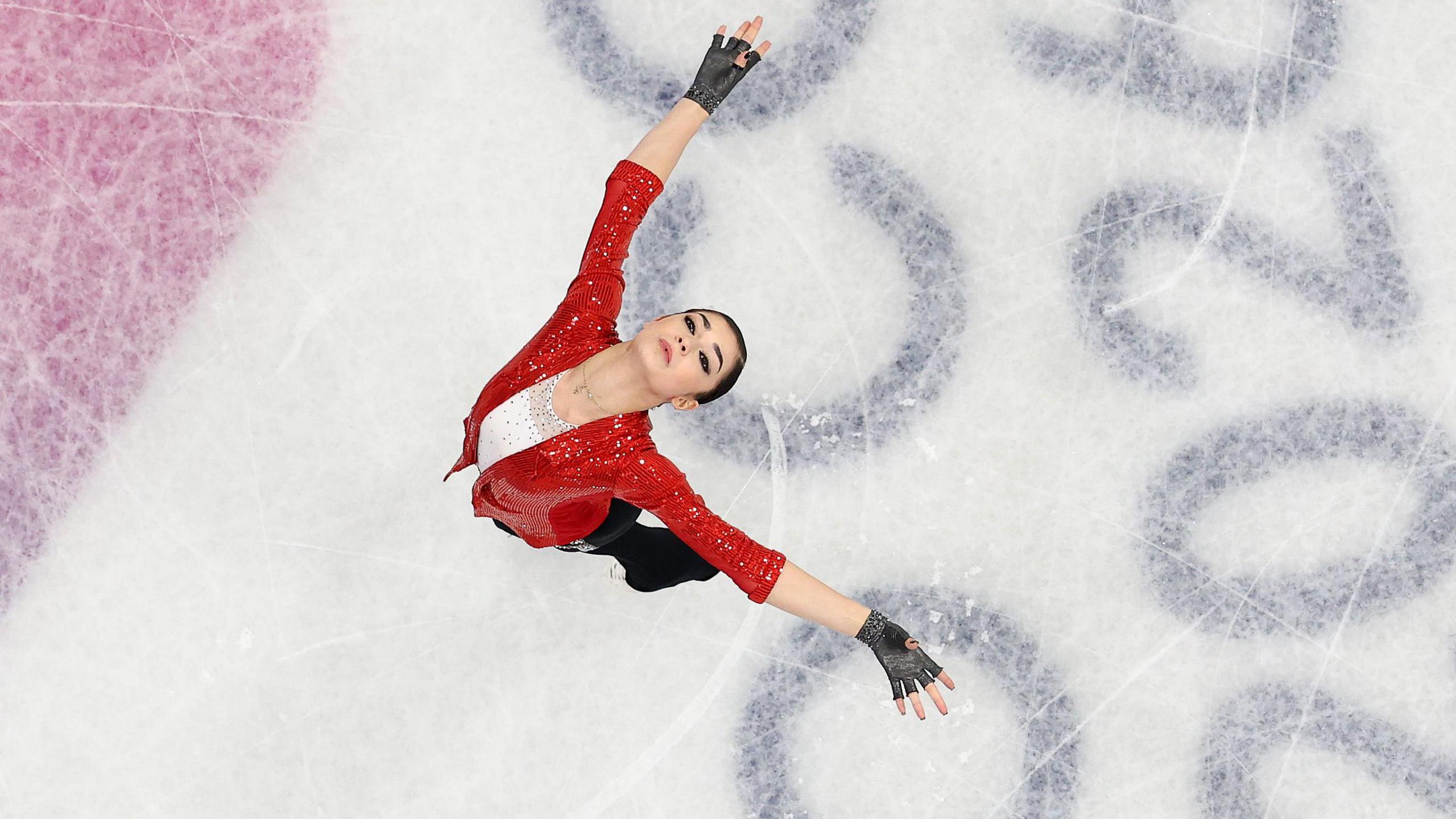Nakai, 17, tops women's short program as Japan dominate