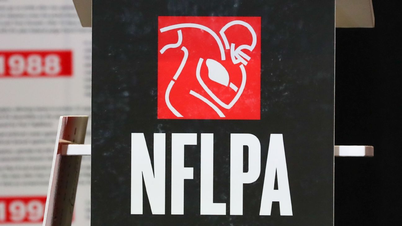 NFLPA has finalists for executive director job, sources say