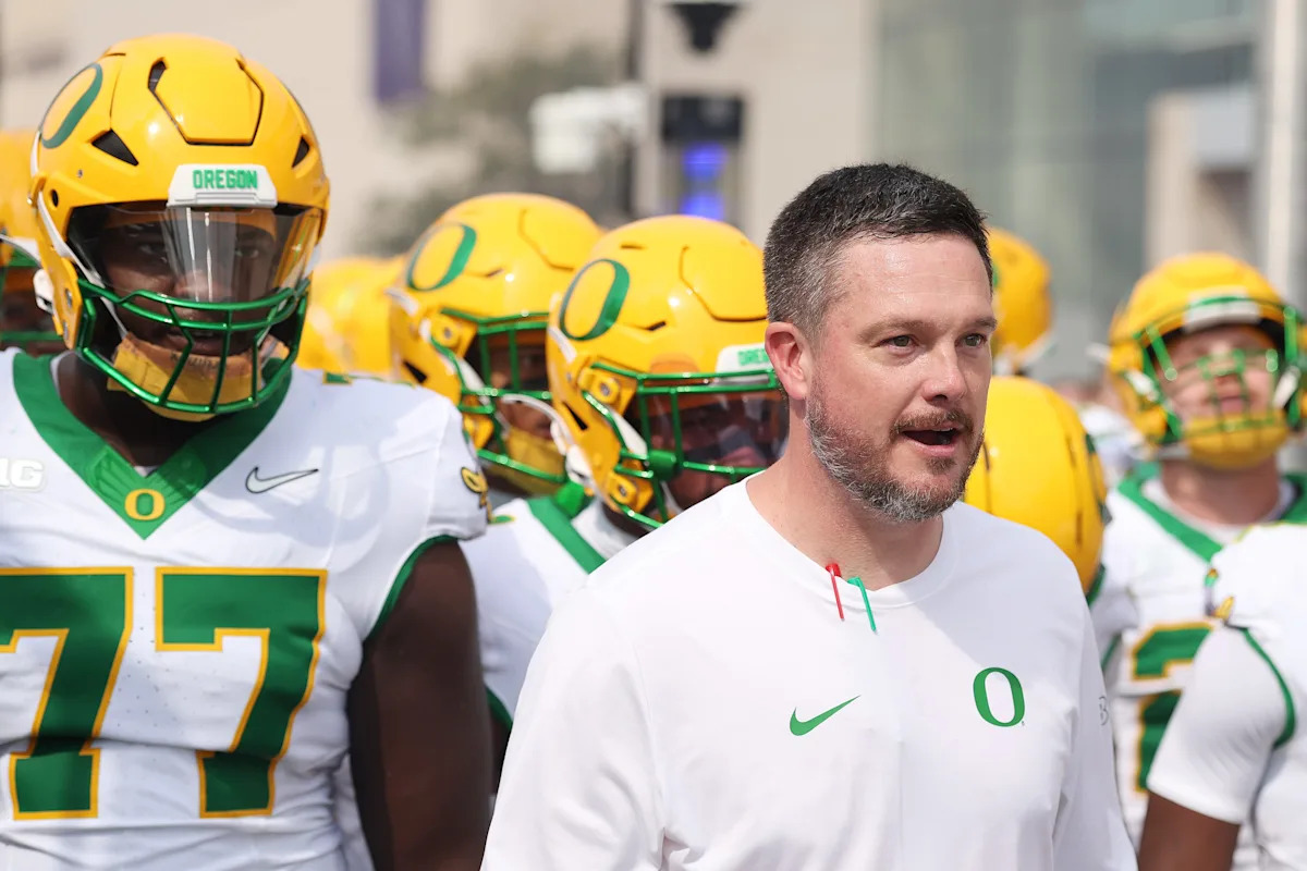 Oregon Ducks sent strong message with transfer class, per The Athletic