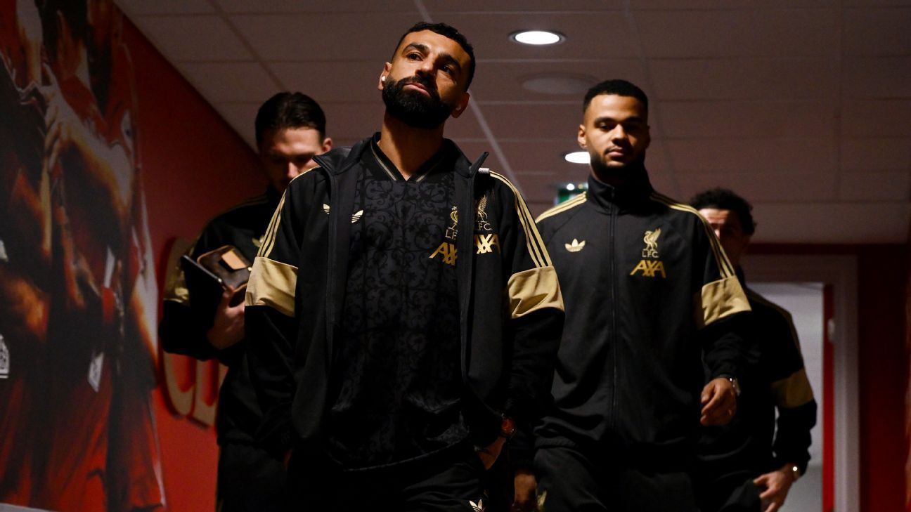 Premier League live updates: Liverpool host title-chasing Man City