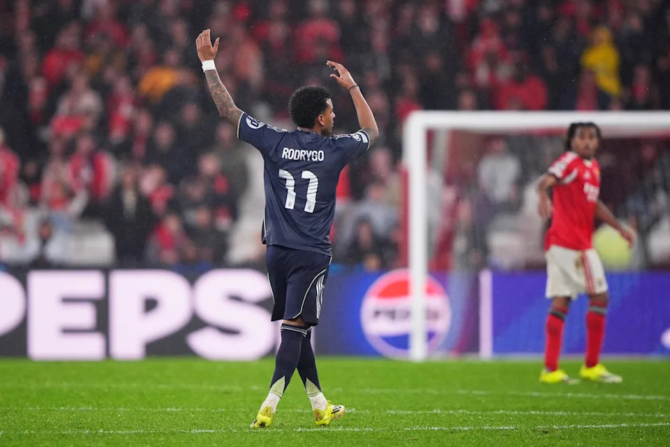 Real Madrid forward reveals what he said to referee leading to red card vs Benfica – ‘Unbelievable’