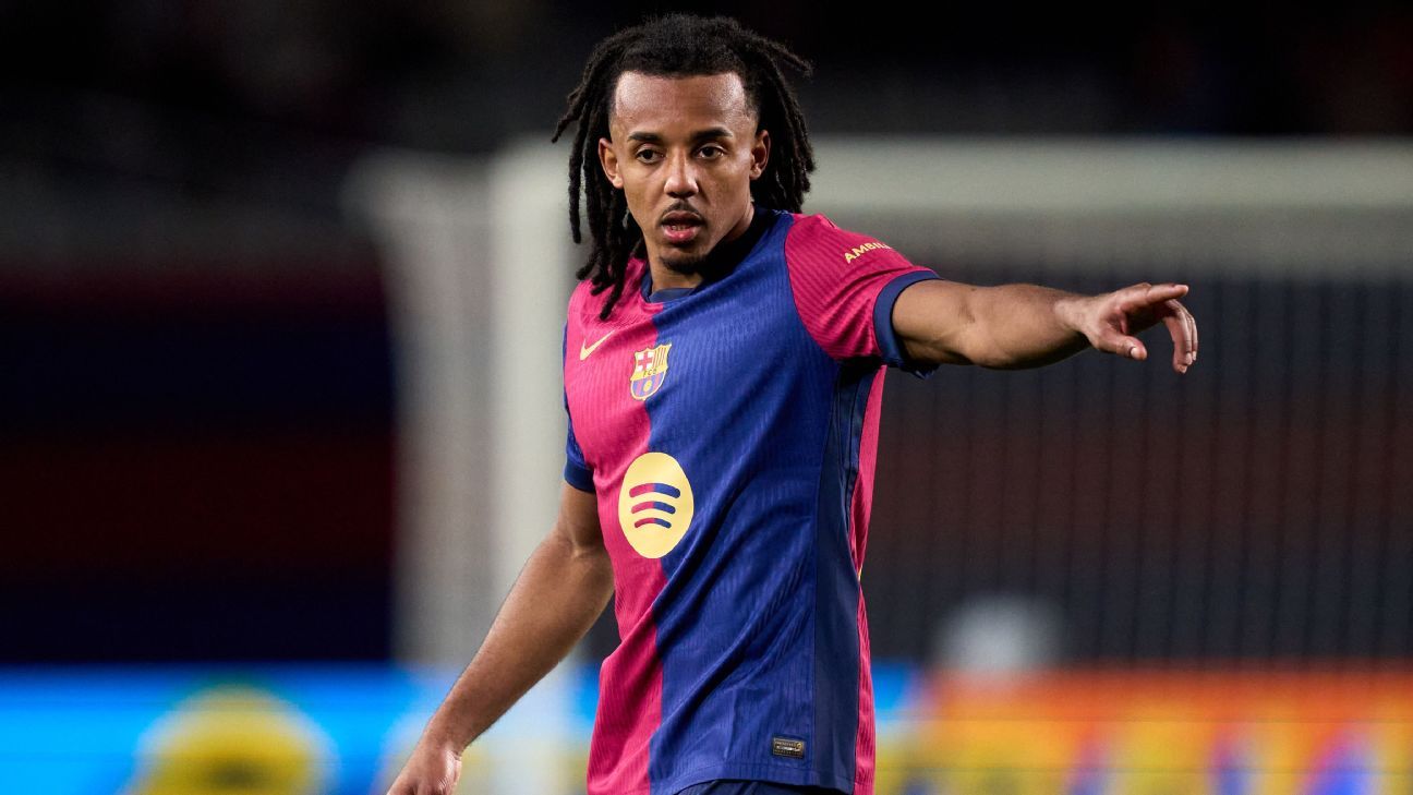 Refs say VAR missed foul on Koundé in Barça loss