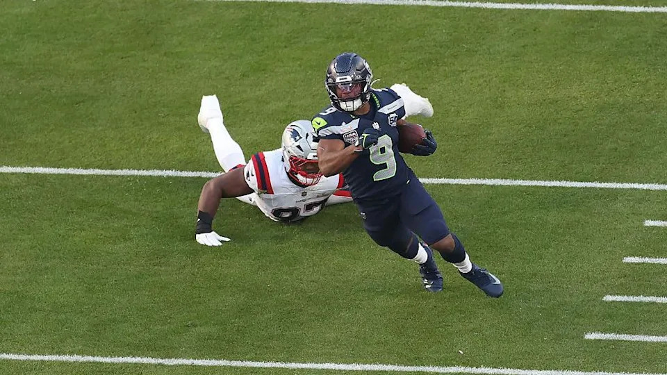 Seahawks dominate Patriots to claim second Super Bowl