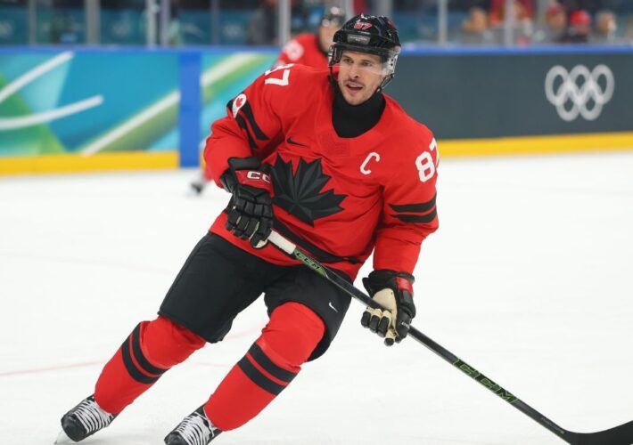 Sidney Crosby, Connor McDavid lead Canada into Olympic quarterfinals