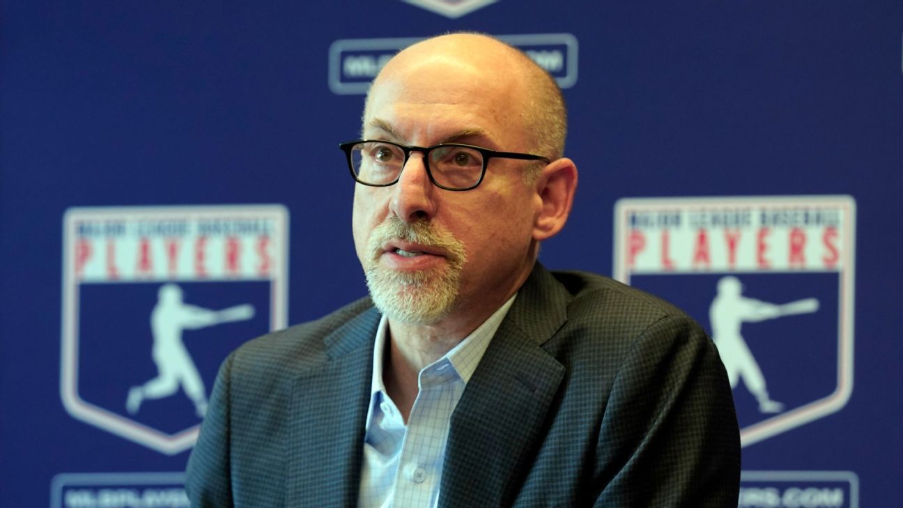 Sources: MLBPA elects Meyer to replace Clark
