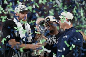 WA Senate honors Seahawks’ Super Bowl victory