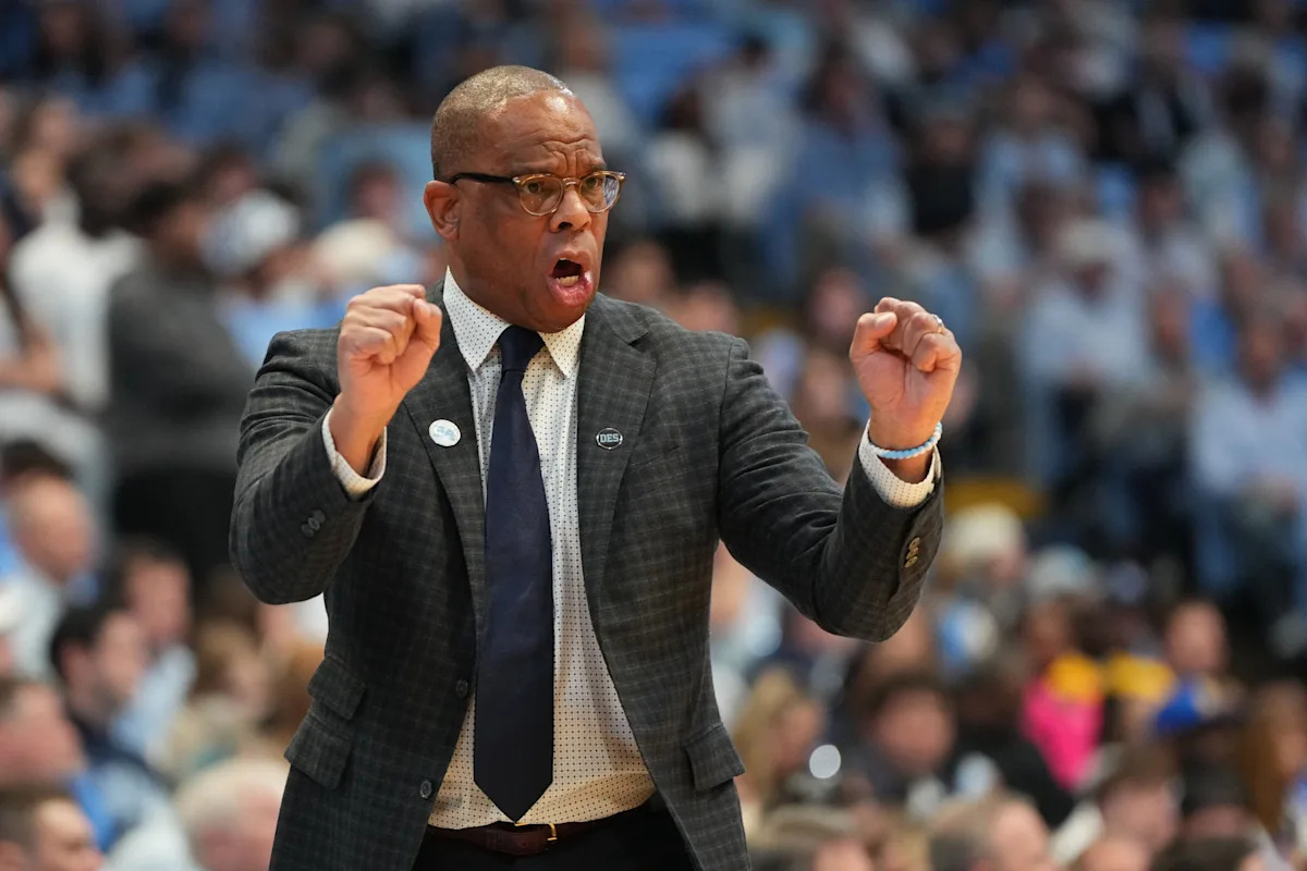 What Hubert Davis said after UNC beat Pitt
