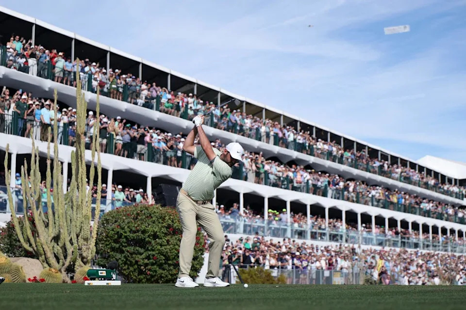 Who's in command of the PGA Tour FedEx Cup race entering WM Phoenix Open?