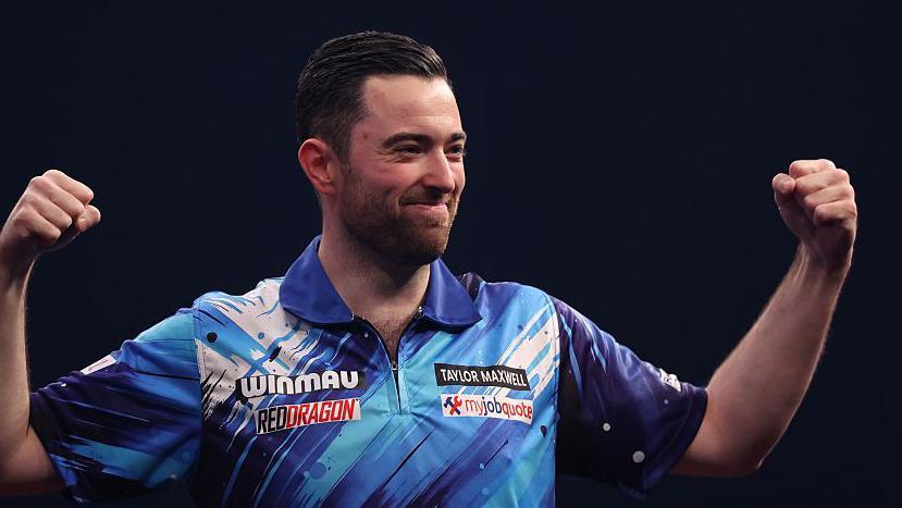 World Masters: Luke Humphries hits nine-darter as Luke Littler also wins