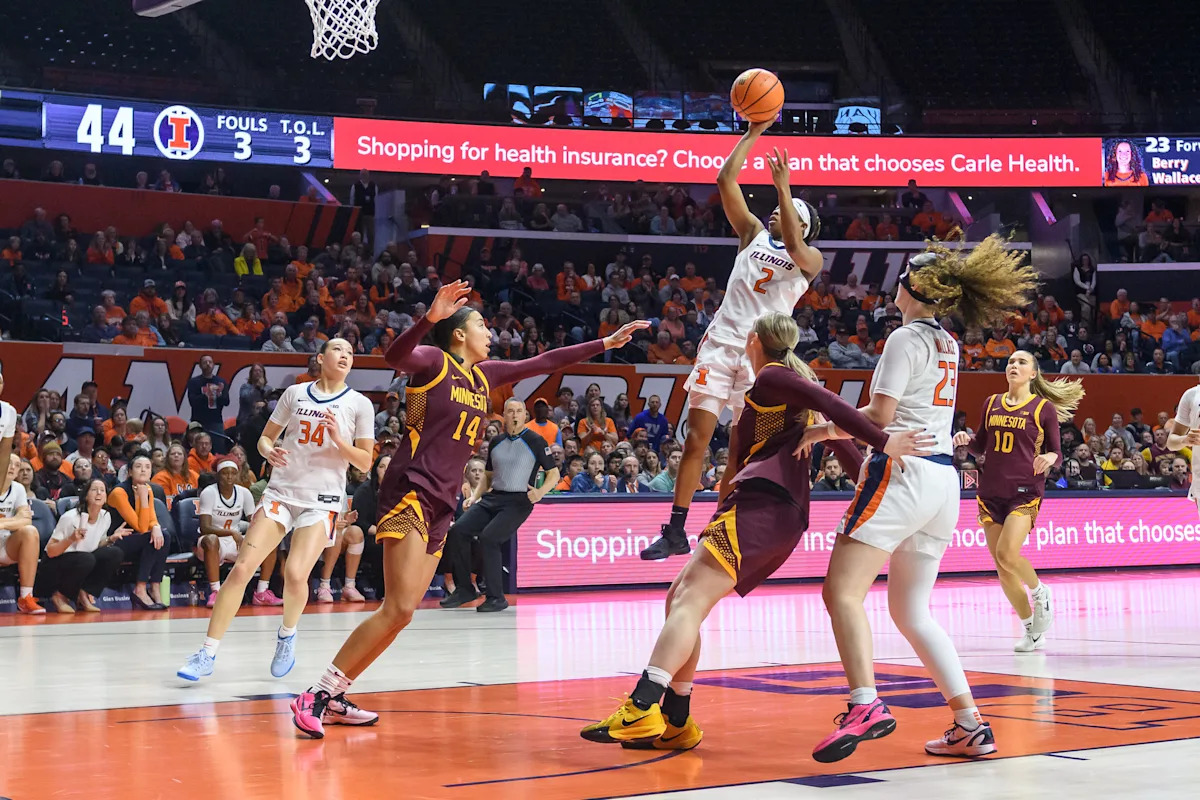 Illinois’ comeback falls short in regular season finale